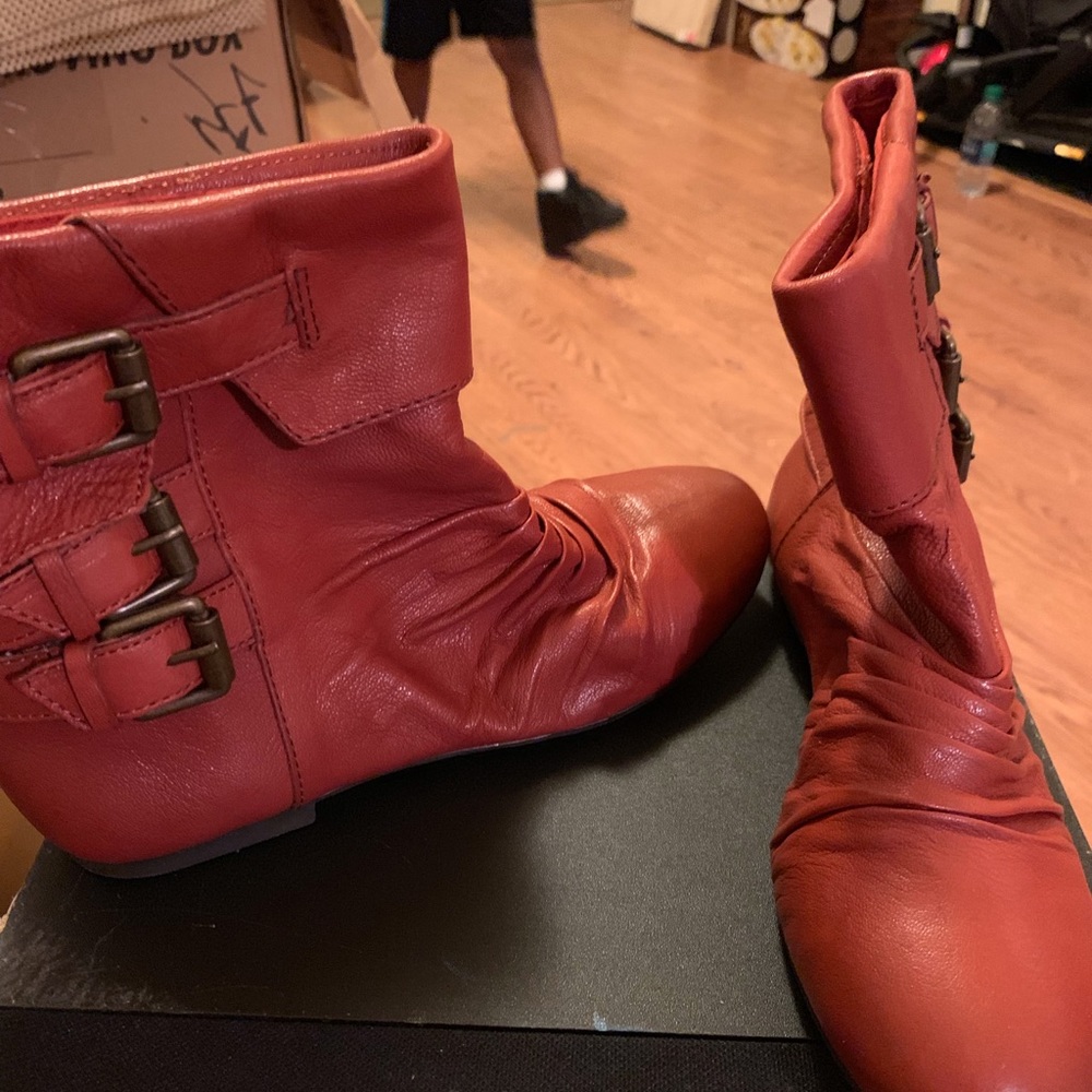 Women short boots